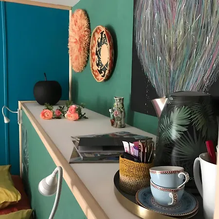 Bed & Breakfast La Petite Pomme 3*